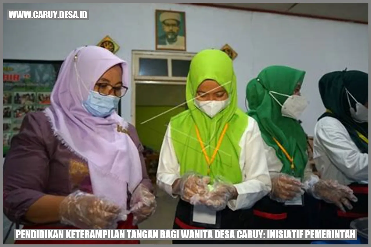 Gambar Pendidikan Keterampilan Tangan bagi Wanita Desa Caruy