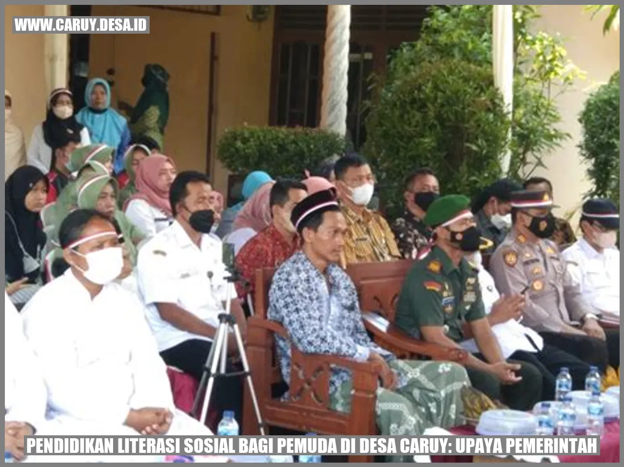 Pendidikan Literasi Sosial bagi Pemuda di Desa Caruy: Upaya Pemerintah